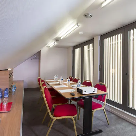 Hotel Libertel Gare De L'est Francais 3*