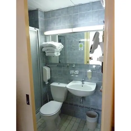 Hotel Libertel Gare De L'est Francais 3*