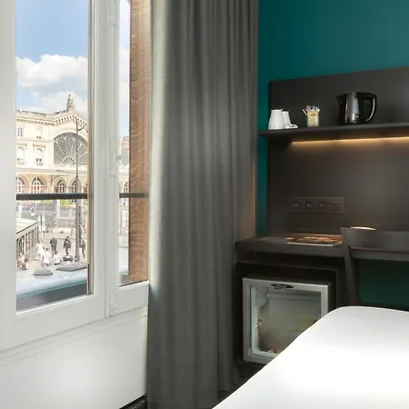 Hotel Libertel Gare De L'est Francais 3*