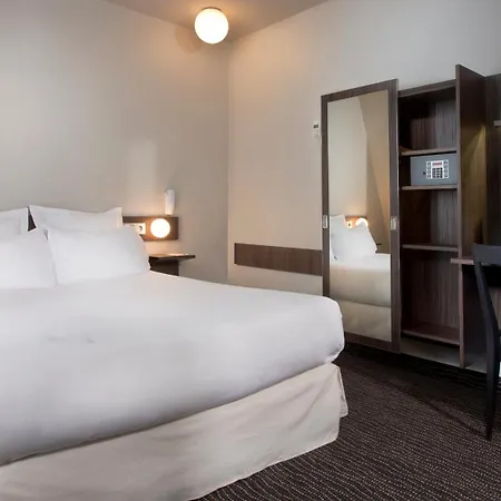 Hotel Libertel Gare De L'est Francais 3*