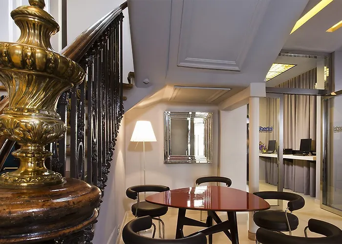 Hotel Libertel Gare De L'est Francais 3*
