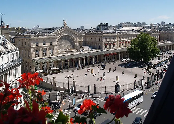 Hotel Libertel Gare De L'est Francais 3*