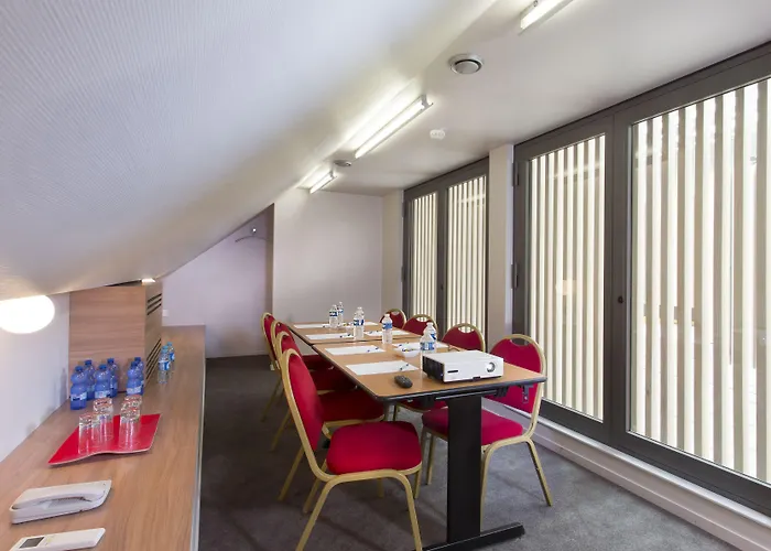 Hotel Libertel Gare De L'est Francais 3*