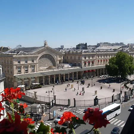 Hotel Libertel Gare De L'est Francais 3*